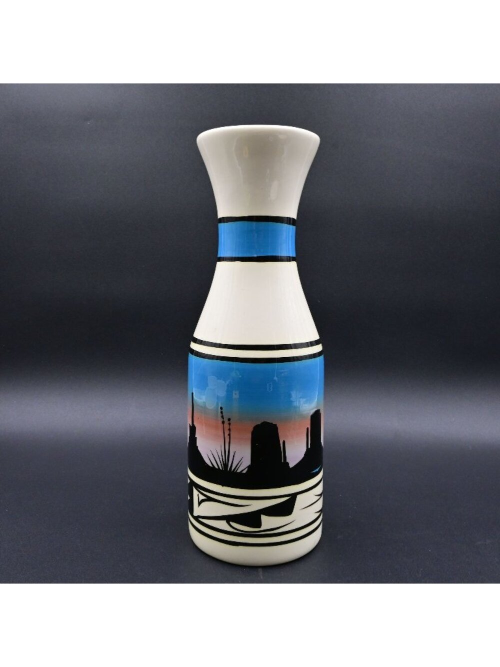 Cedar Mesa Navajo Art Pottery Vase Southwestern Hand Painted Desert Valley